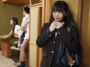 Nàng nhỏ mới lớn cướp gã chồng của mẹ