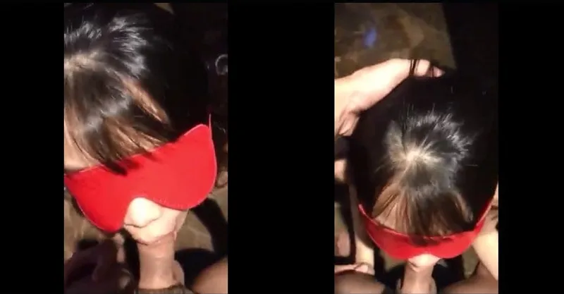 Bịt mắt em liếm lút cán